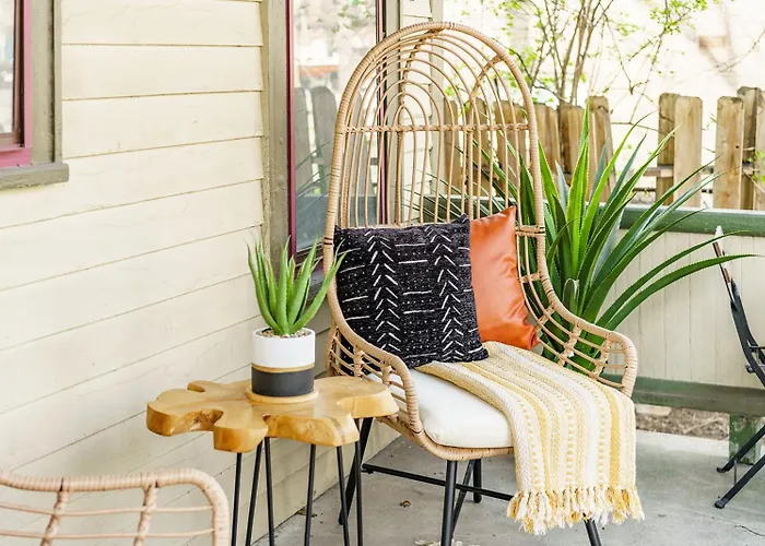 Jungle House Boutique Lofts - Downtown & Short North *