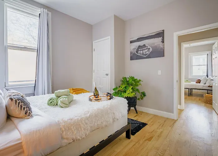 Jungle House Boutique Lofts - Downtown & Short North
