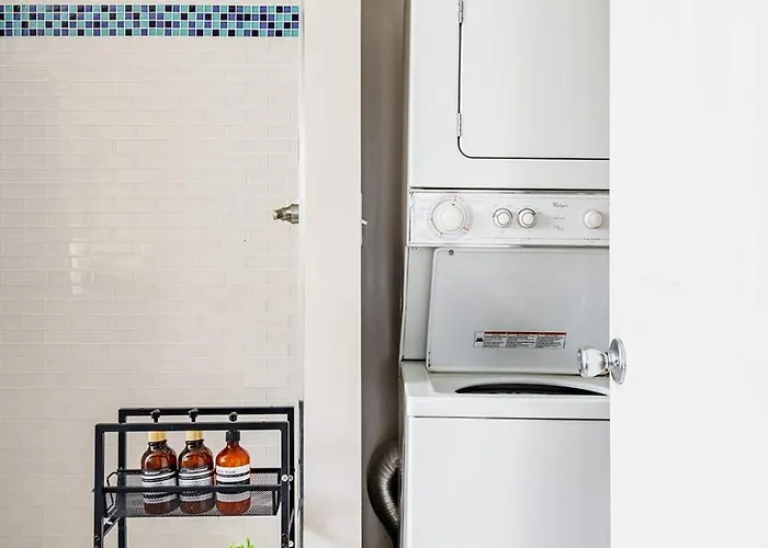 Jungle House Boutique Lofts - Downtown & Short North Holiday home Columbus