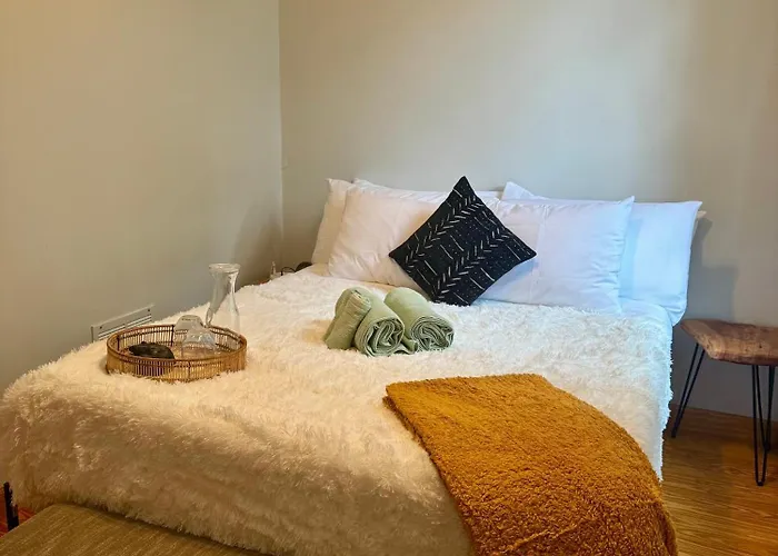 Jungle House Boutique Lofts - Downtown & Short North Holiday home Columbus