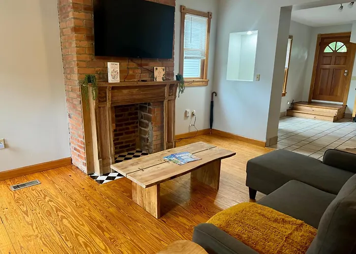 Jungle House Boutique Lofts - Downtown & Short North * Columbus